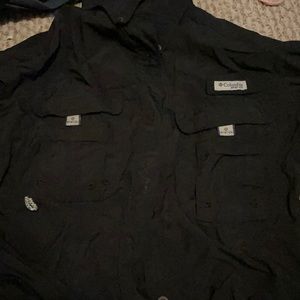 Short sleeve button up Columbia shirt